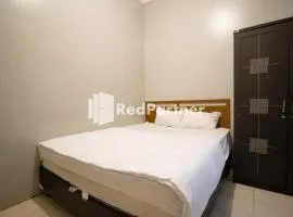 De Kost Solo Mitra RedDoorz
