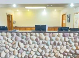 Sleep Inn & Suites near Spirit Mountain