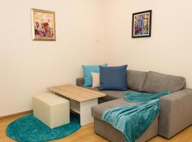 Hotel Photo: Spacious 3-BD Apartment near Port of Varna