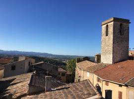 Hotel foto: Maison de village avec vue