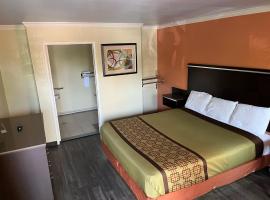 होटल की एक तस्वीर: Rivera Inn & Suites Motel