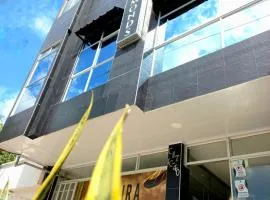 Hotel Diamonds