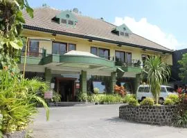 Hotel Winotosastro Garden