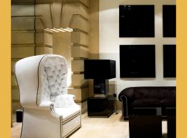 Hotel Clarin, hotel v destinaci Oviedo