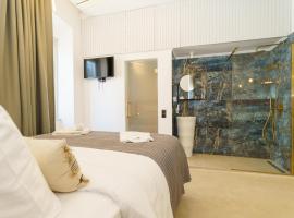 Zdjęcie hotelu: La Vie Hydra Luxury Suites