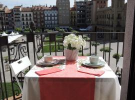 A picture of the hotel: APARTAMENTO PLAZA CASTILLO