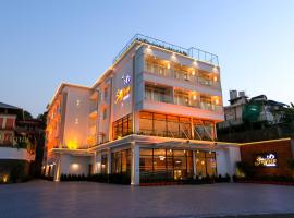 Hotel Saffron Wayanad, hotel en Sultan Bathery