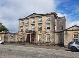 The Tontine Hotel, Hotel in Greenock