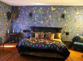 Hotel Photo: Boutique hotel and gallery in San Angel Inn