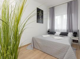 Hotel foto: Cozy Apartment in the City Center Mazowiecka by Renters