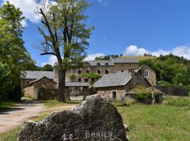 Photo de l’hôtel: Les Distinguées -Aux Bories de Prévinquières