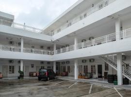 Gambaran Hotel: RedDoorz Plus near UMS Solo