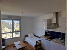 Résidence La Pyro, hotel in Bourges