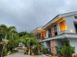 HOTEL CAMPESTRE MANOA