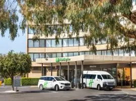 Holiday Inn Melbourne Airport by IHG