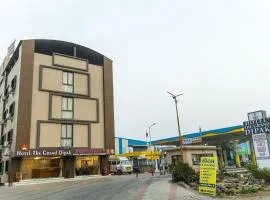 HOTEL THE GRAND DIPAK, отель в городе Джунагадх