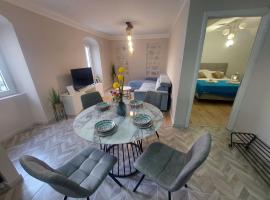 Apartments Jelena, hotel v destinaci Kotor