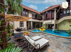 ホテル写真: 6BR San He Yuan RIAD Private Pool Villa KLCC View by Verano