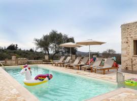 酒店照片: Heliopetra Lux Villa with private Pool