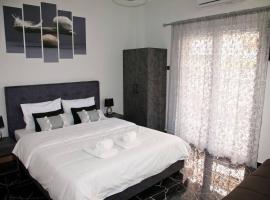 Fotos de Hotel: Chris Luxury Studio