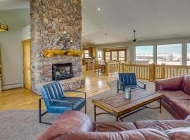 Hotel Foto: Pet-Friendly Kamas Home with Stunning Mountain Views