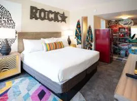 Egyptian Motor Hotel BW Signature Collection
