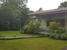 Arenal Ginger Home, hotel i Fortuna