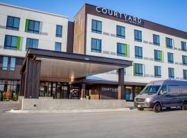 Hotel fotografie: Courtyard by Marriott Omaha East/Council Bluffs, IA