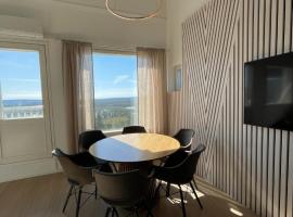 Näköalahuoneisto AARNI & NAAVA, hotel in Ukkohalla