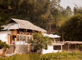 Le Chalet Homestay, hotell sihtkohas Bắc Hà
