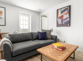 호텔 사진: Dupont Circle 1BR nr U St Metro Glens Mkt WDC-178