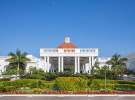 Taj Mahal Lucknow, hotel v destinaci Lakhnaú