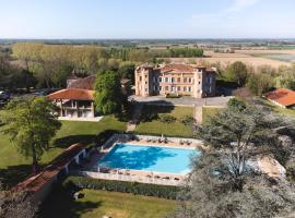 Hotel Photo: Château de Loubéjac