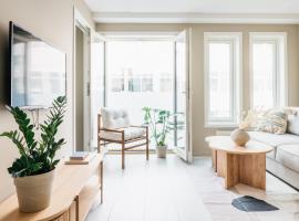 Zdjęcie hotelu: Stay Urban - Scandinavian Comfort with French Balcony