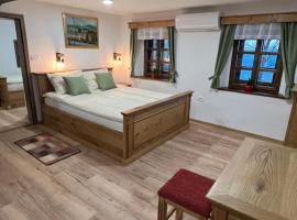 Hotel Photo: Boutique Tourist Farm Hrovat