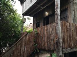 Mida Creek Eco Camp,位于瓦塔穆的酒店