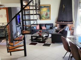 Foto do Hotel: George`s Modern Apartment