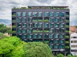 Hashtag 98 Hotel By Jalo