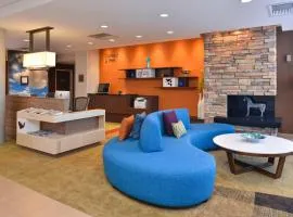 Fairfield Inn & Suites by Marriott Sacramento Airport Woodland, Hotel in Woodland