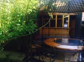 Argavand Hotel & Restaurant Complex