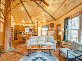 מלון צילום: Greenbrier Beechhouse Luxury Treehouse