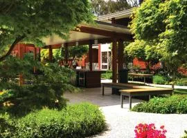 Forrest Hotel & Apartments