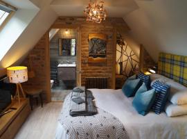 Hotel kuvat: The Old Maple Lodge-Luxury Private Annex with a view in rural setting