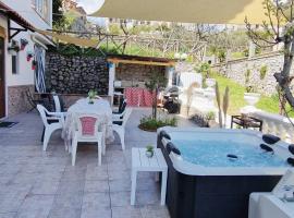 Foto do Hotel: Amalfi Coast Countryside with Jacuzzi and Garden