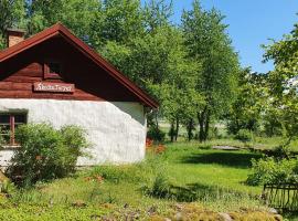 Фотография гостиницы: Urlaub vom Elektrosmog - Skogstorpet, Waldhäuschen