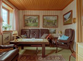 होटल की एक तस्वीर: 3-Bedroom Home in Eiði