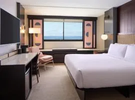 Hotel Renew, hotell i Honolulu