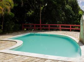 होटल की एक तस्वीर: Chacara c piscina e lazer Sao Lourenco da Mata PE