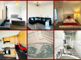Hotel foto: Two Bedroom Entire Flat, Luxury but Affordable Next to M90