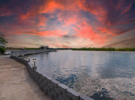 صور الفندق: Stunning Tampa Bay Waterfront House with Pool & Boat